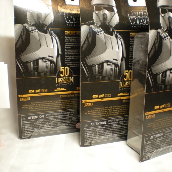 Star Wars Black Series – 50th Anniversary Lucasfilm Shoretrooper (2021)-Three - Picture 3 of 5